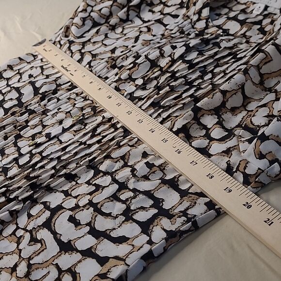 Chaus New York sz M 100% polyester top - Picture 6 of 8